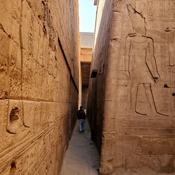 Meet your Posher, Mike - Picture 11 of 16